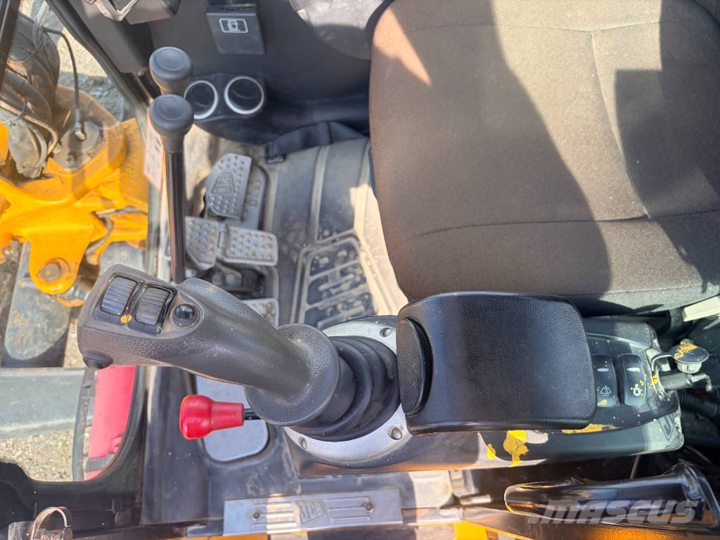 JCB 8055 ZTS حفارات صغيرة أقل من 7 طن (حفارات صغيرة)