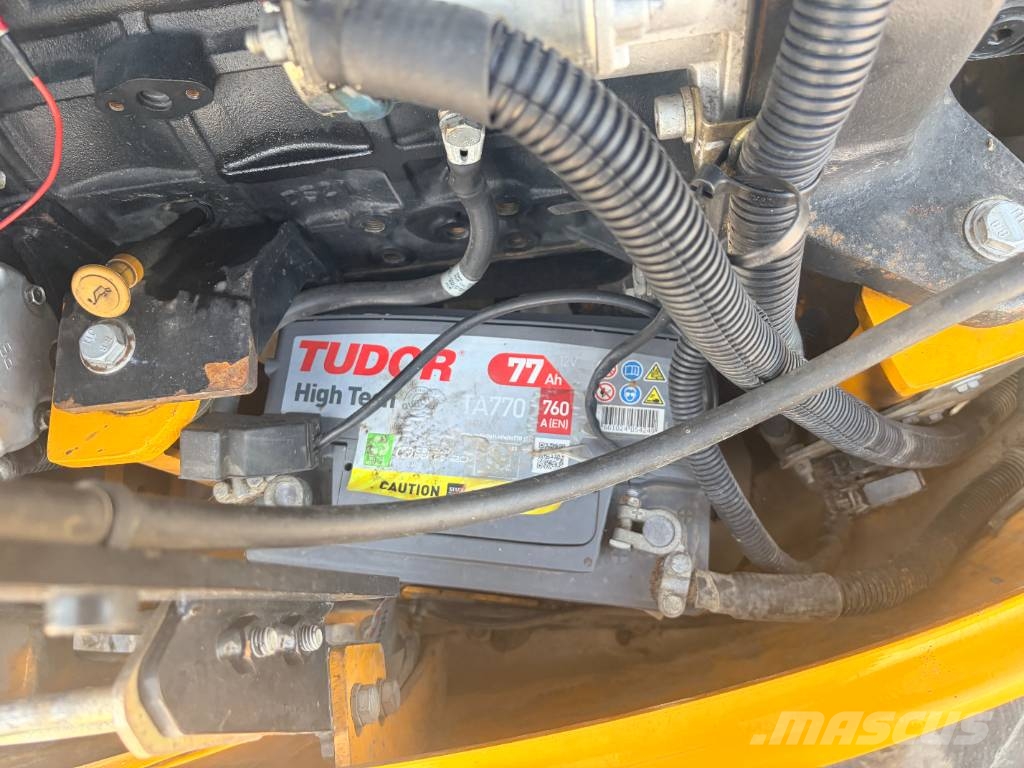 JCB 8055 ZTS حفارات صغيرة أقل من 7 طن (حفارات صغيرة)