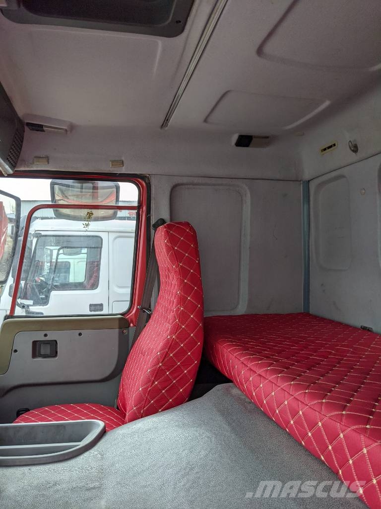 Howo 375 8x4 傾卸式卡車