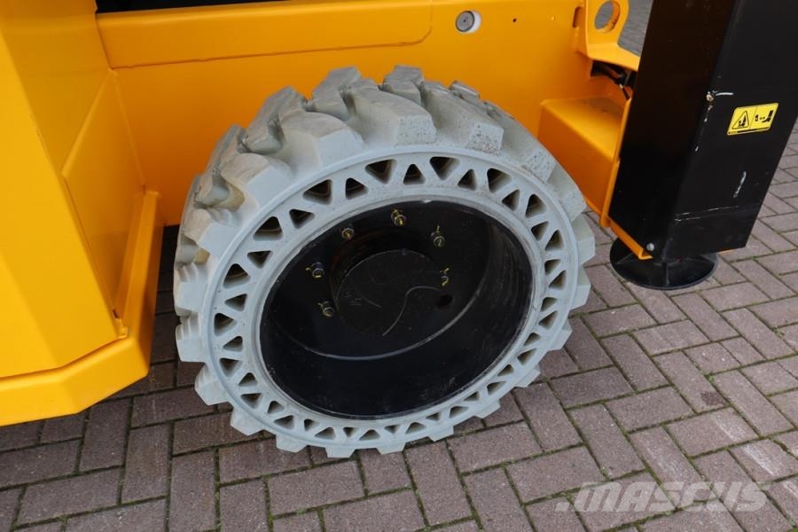 Haulotte HS15EPRO Valid Inspection, Full Electric 4x4 Drive Saksilavat