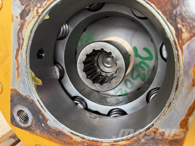 CAT PULLMASTER M18 18,000lb Pulling Capacity WINCH Barcos / barcazas de carga