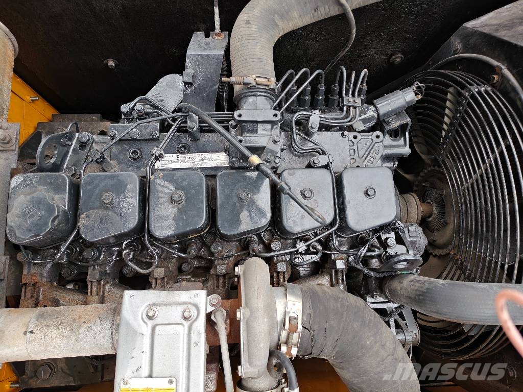 Hyundai 220LC-9S Гусеничні екскаватори