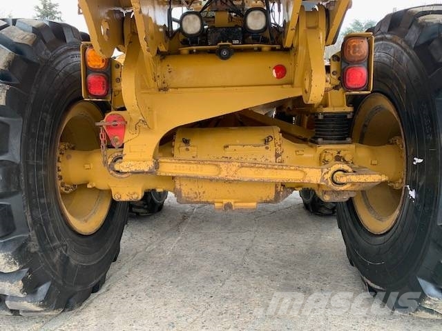 CAT 730 Dúmpers articulados