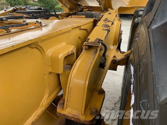 CAT 730 Dúmpers articulados