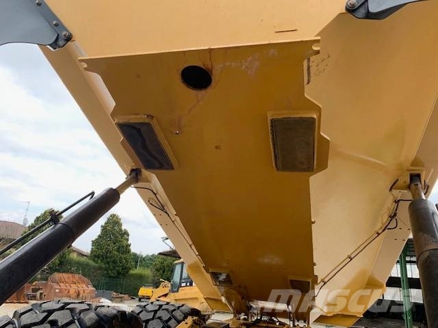 CAT 730 Dúmpers articulados