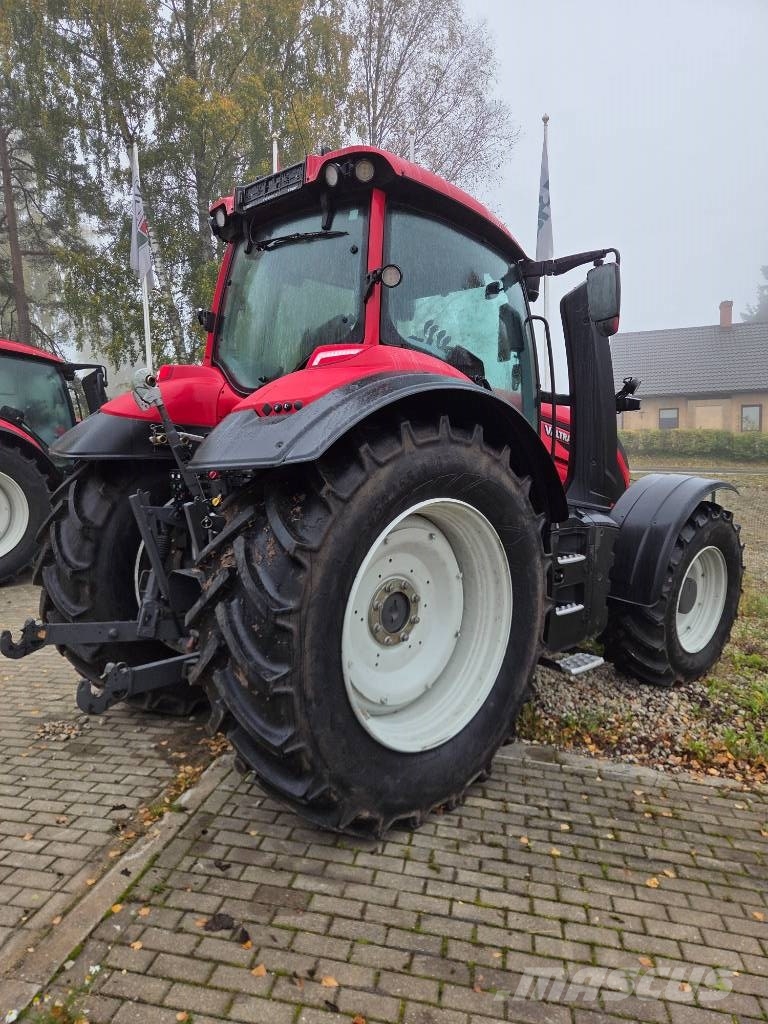 Valtra T 175 Active 트랙터