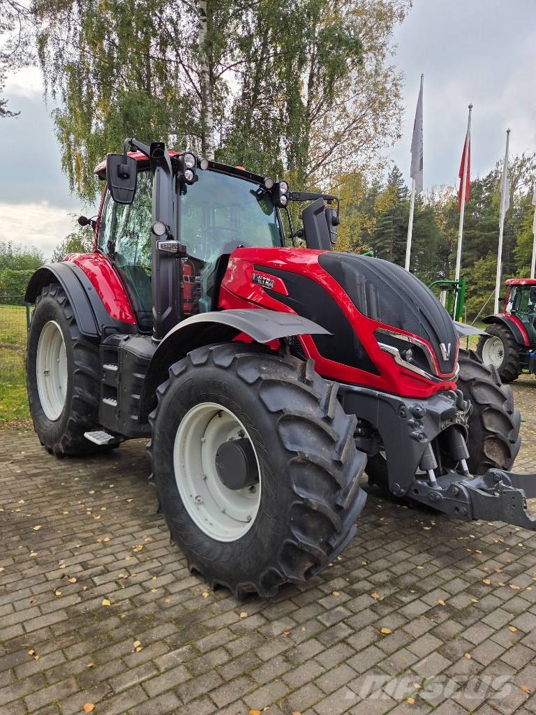 Valtra T 175 Active Tractors