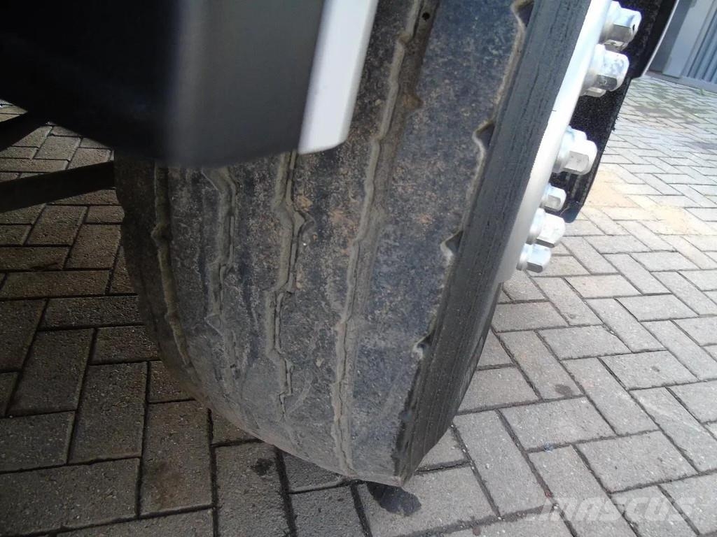 DAF CF 85.410 + 8X2 + PALFINGER 16002 +EURO 5 + REMOTE Grúas todo terreno
