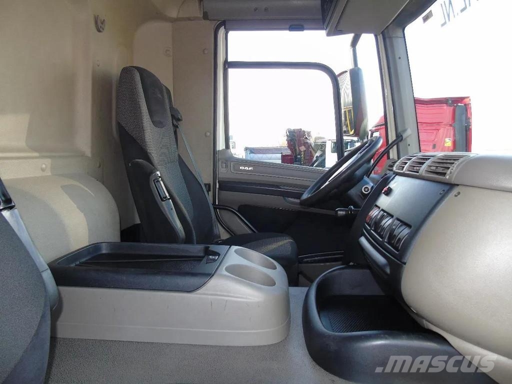 DAF CF 85.410 + 8X2 + PALFINGER 16002 +EURO 5 + REMOTE Grúas todo terreno