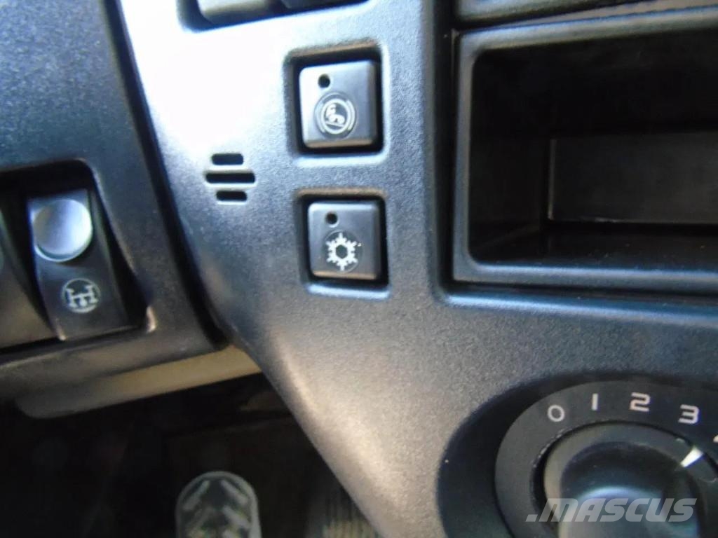 DAF CF 85.410 + 8X2 + PALFINGER 16002 +EURO 5 + REMOTE Grúas todo terreno