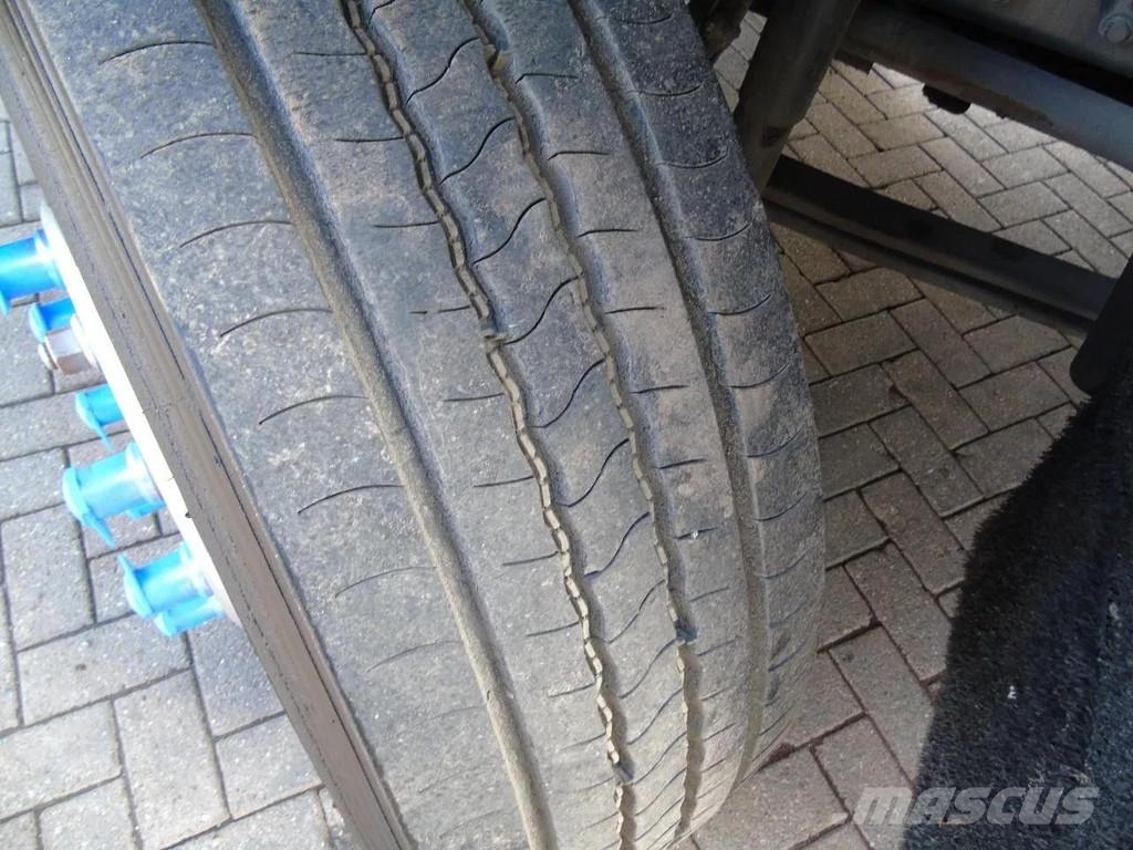 DAF CF 85.410 + 8X2 + PALFINGER 16002 +EURO 5 + REMOTE Grúas todo terreno
