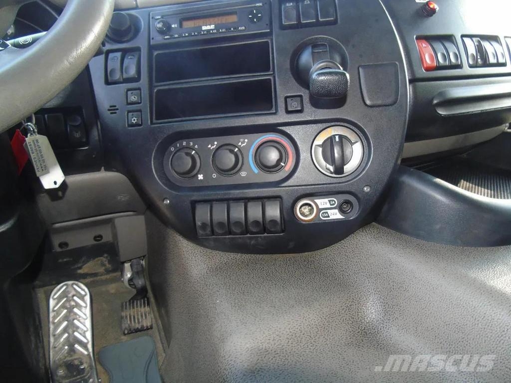 DAF CF 85.410 + 8X2 + PALFINGER 16002 +EURO 5 + REMOTE Grúas todo terreno