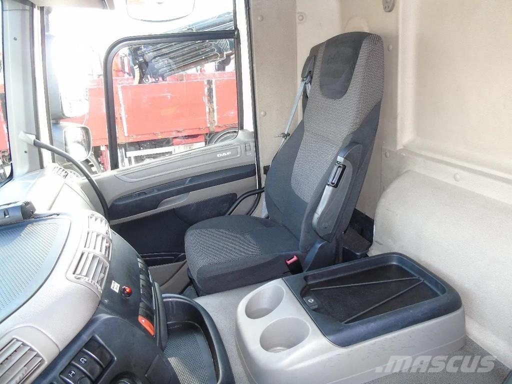 DAF CF 85.410 + 8X2 + PALFINGER 16002 +EURO 5 + REMOTE Grúas todo terreno