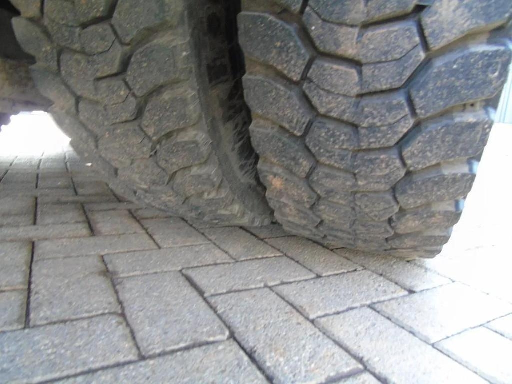 DAF CF 85.410 + 8X2 + PALFINGER 16002 +EURO 5 + REMOTE Grúas todo terreno