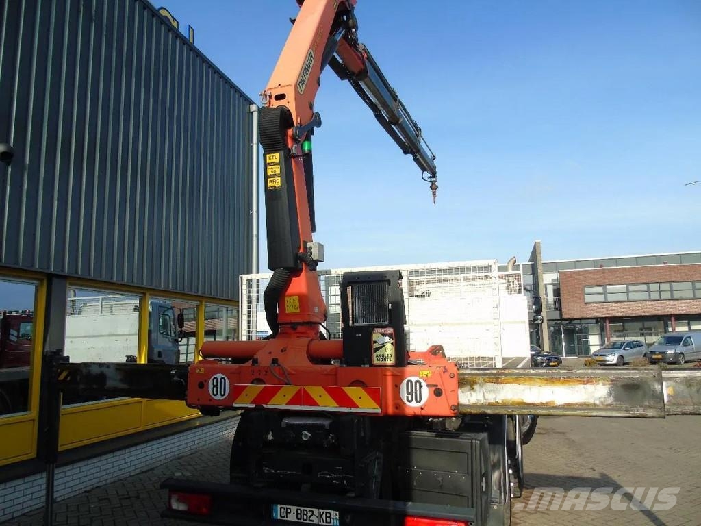 DAF CF 85.410 + 8X2 + PALFINGER 16002 +EURO 5 + REMOTE Grúas todo terreno