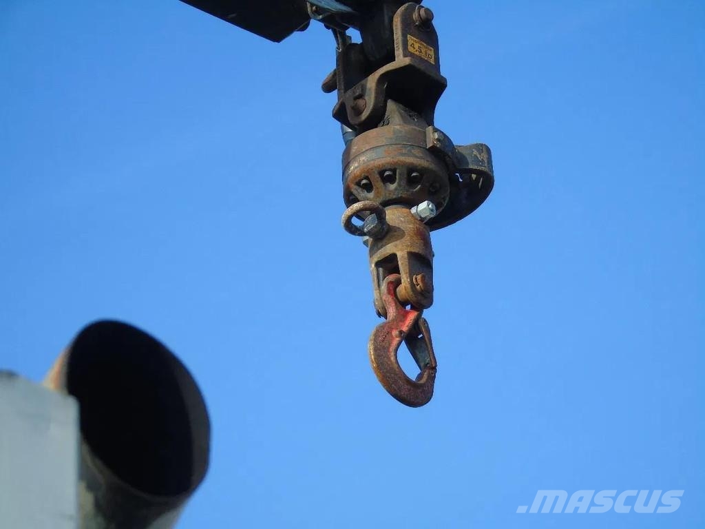 DAF CF 85.410 + 8X2 + PALFINGER 16002 +EURO 5 + REMOTE Grúas todo terreno