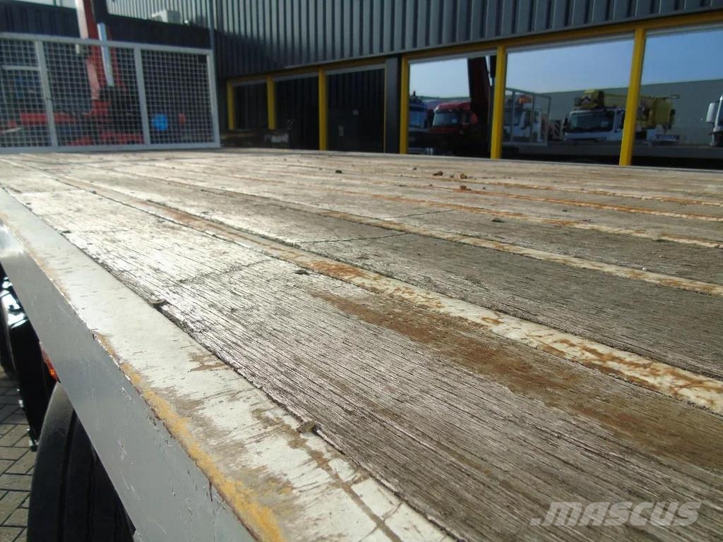 DAF CF 85.410 + 8X2 + PALFINGER 16002 +EURO 5 + REMOTE Grúas todo terreno