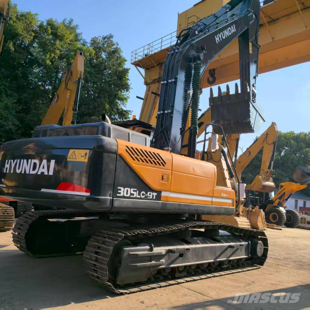 Hyundai 305LC-9T Raupenbagger
