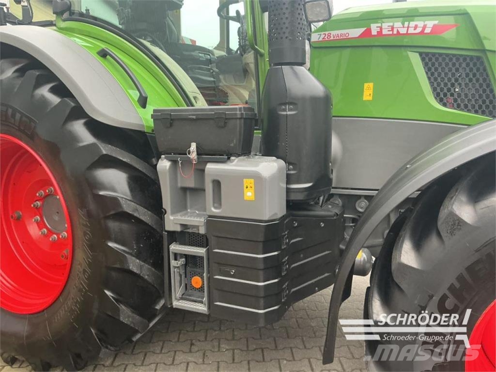 Fendt 728 VARIO GEN7 PROFI PLUS Tracteur