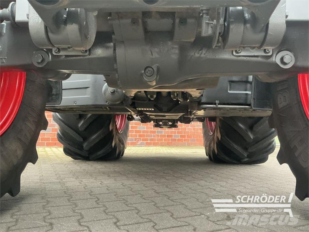 Fendt 728 VARIO GEN7 PROFI PLUS Tracteur