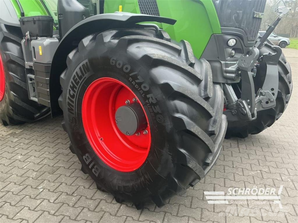 Fendt 728 VARIO GEN7 PROFI PLUS Trattori
