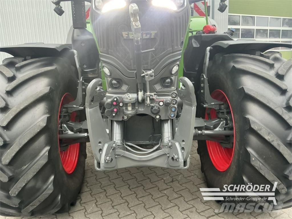 Fendt 728 VARIO GEN7 PROFI PLUS Trattori