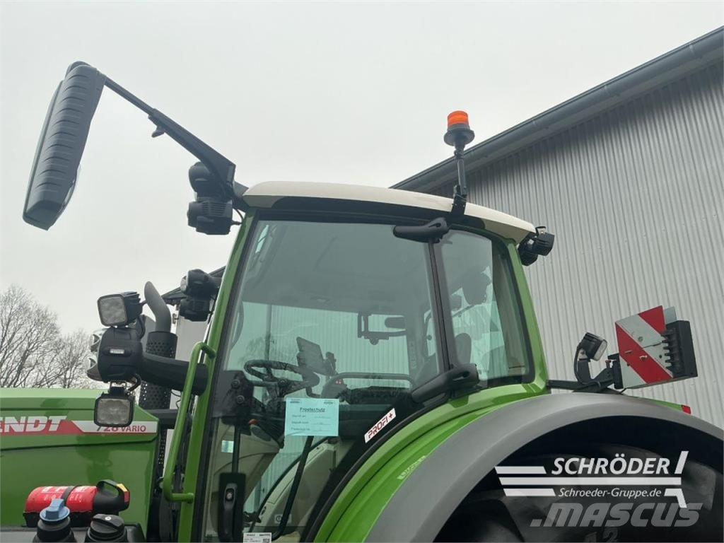 Fendt 728 VARIO GEN7 PROFI PLUS Tracteur