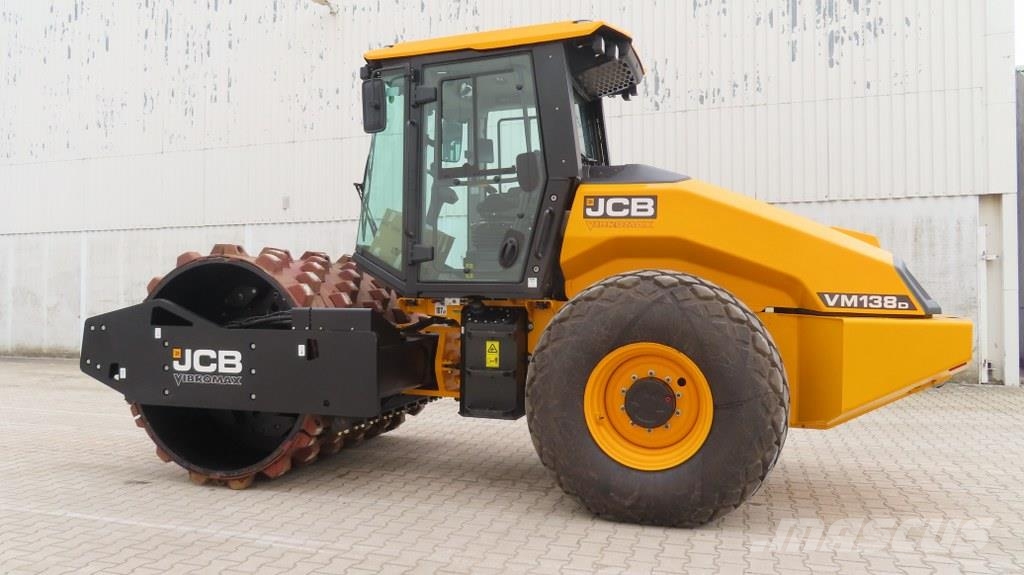 JCB VM138D Tahačové válce
