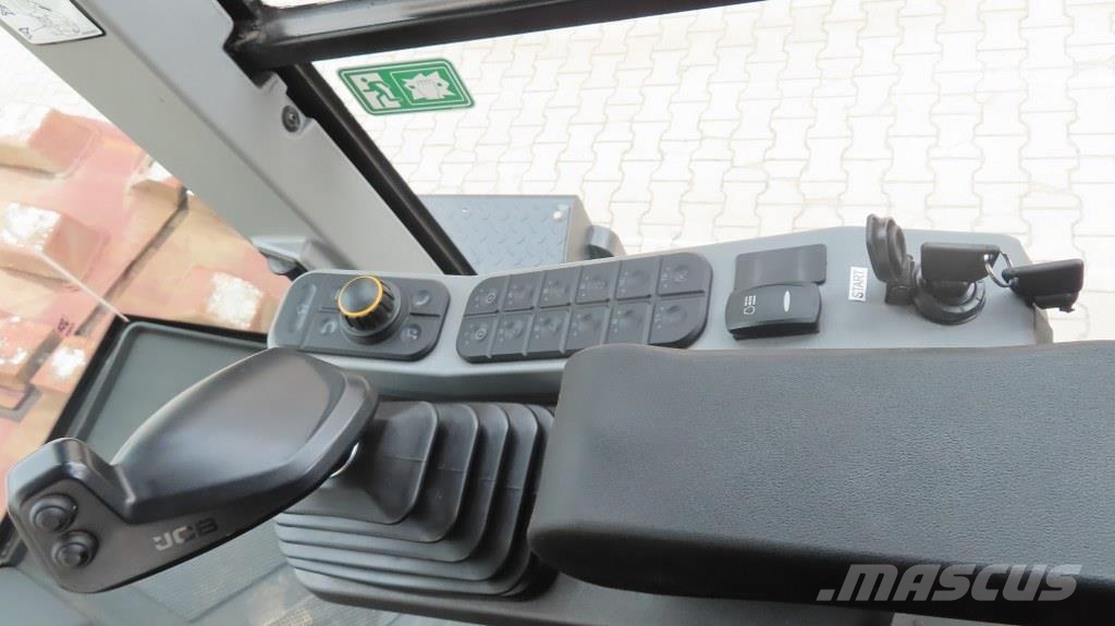 JCB VM138D Tahačové válce