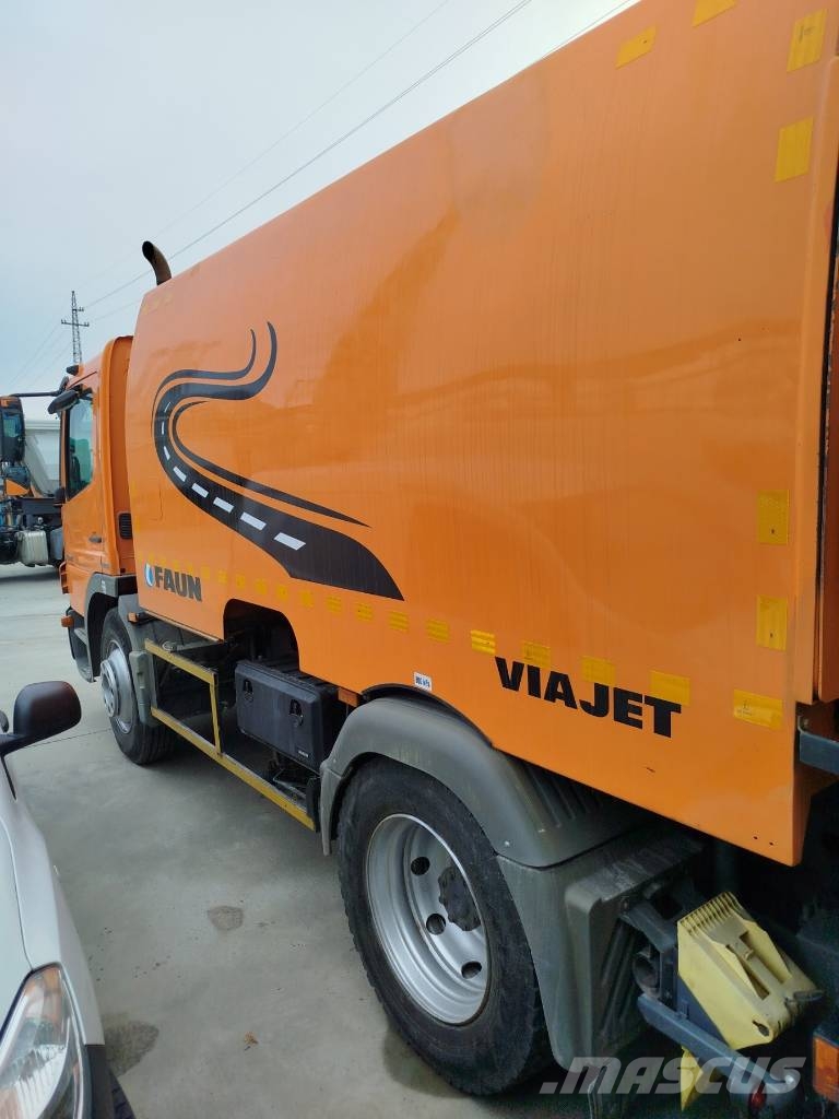 Mercedes-Benz Atego 1324 Lakaisukoneet