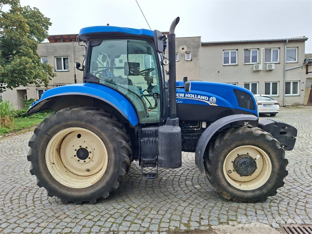 New Holland T7.200 4X4 Stavebnictví - ostatní