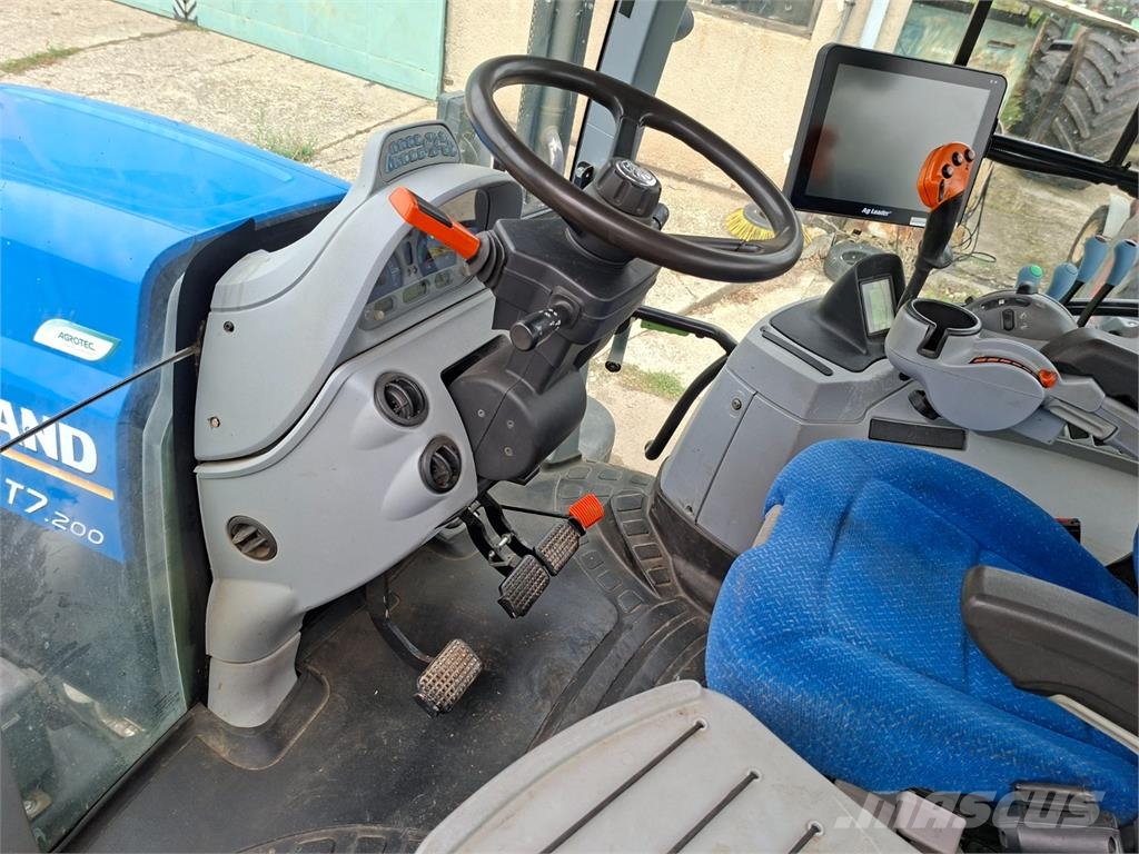 New Holland T7.200 4X4 Stavebnictví - ostatní
