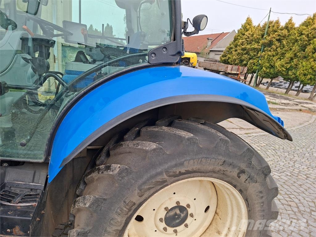 New Holland T7.200 4X4 Stavebnictví - ostatní