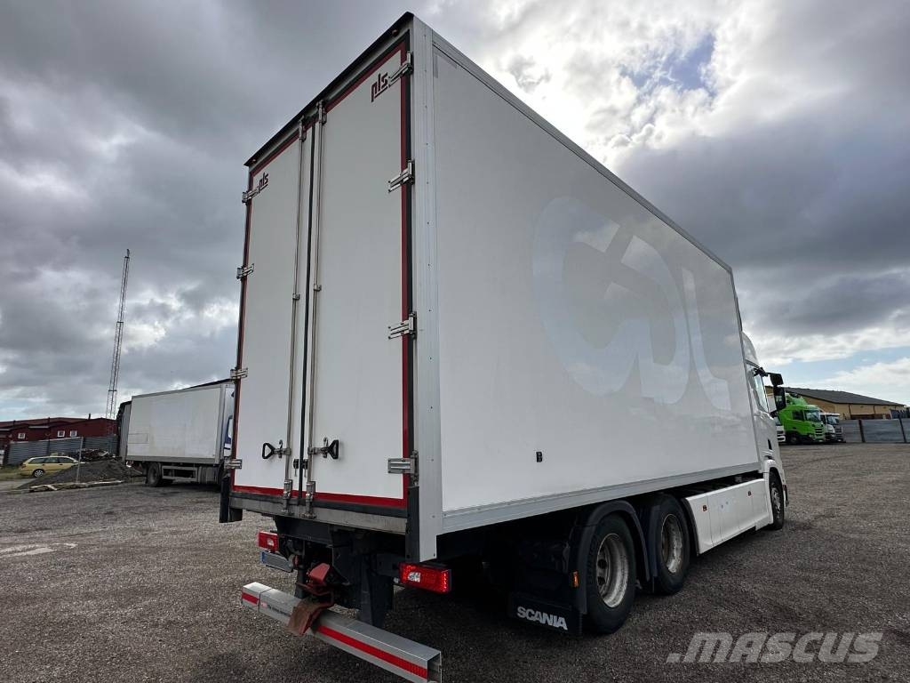 Scania R500B6X2LB Seria nr 0725 Skapbiler Frys/kjøl/varme