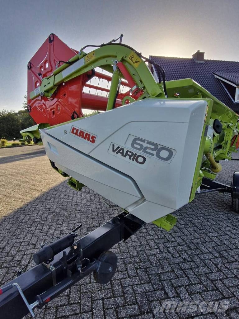CLAAS Vario 620 AutoContour Combine harvester heads