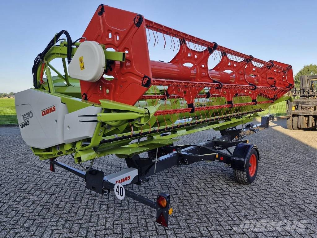 CLAAS Vario 620 AutoContour Combine harvester heads
