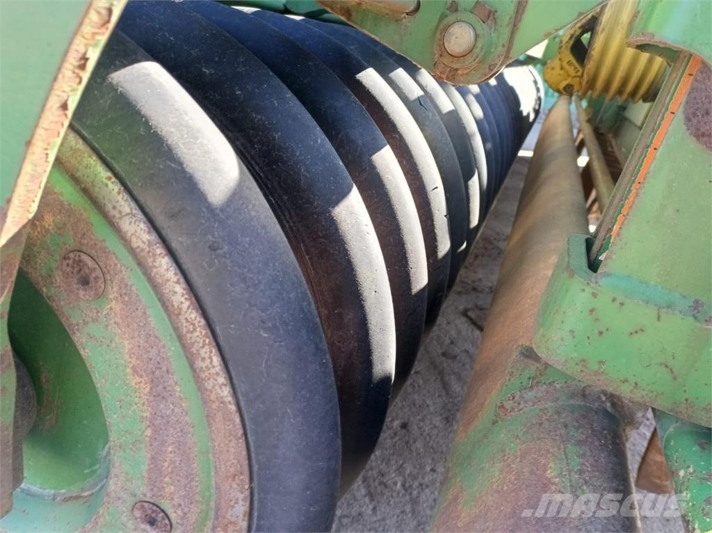 Amazone KG 403 + ADP/KW 403 Perforadoras combinadas