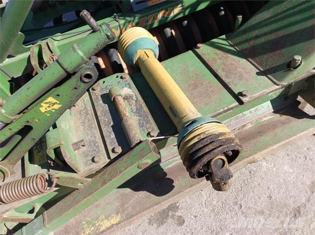 Amazone KG 403 + ADP/KW 403 Perforadoras combinadas