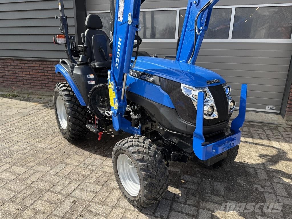 Solis 26 HST minitractor met frontlader BJ 2024 43 uur Traktory