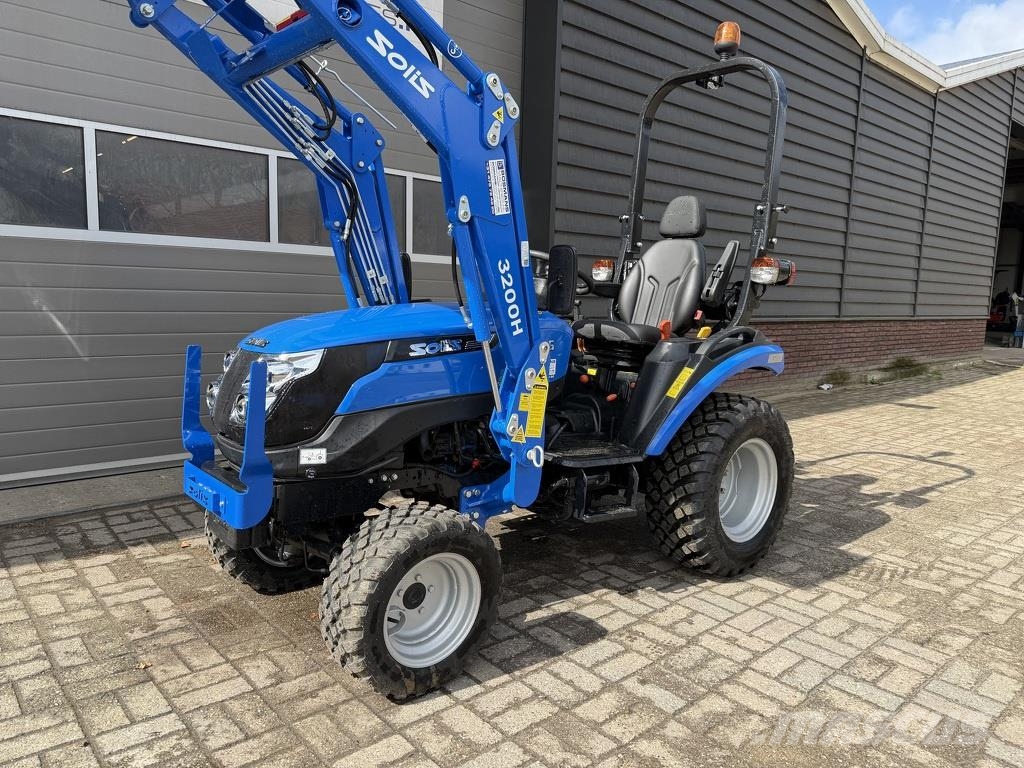 Solis 26 HST minitractor met frontlader BJ 2024 43 uur Traktory
