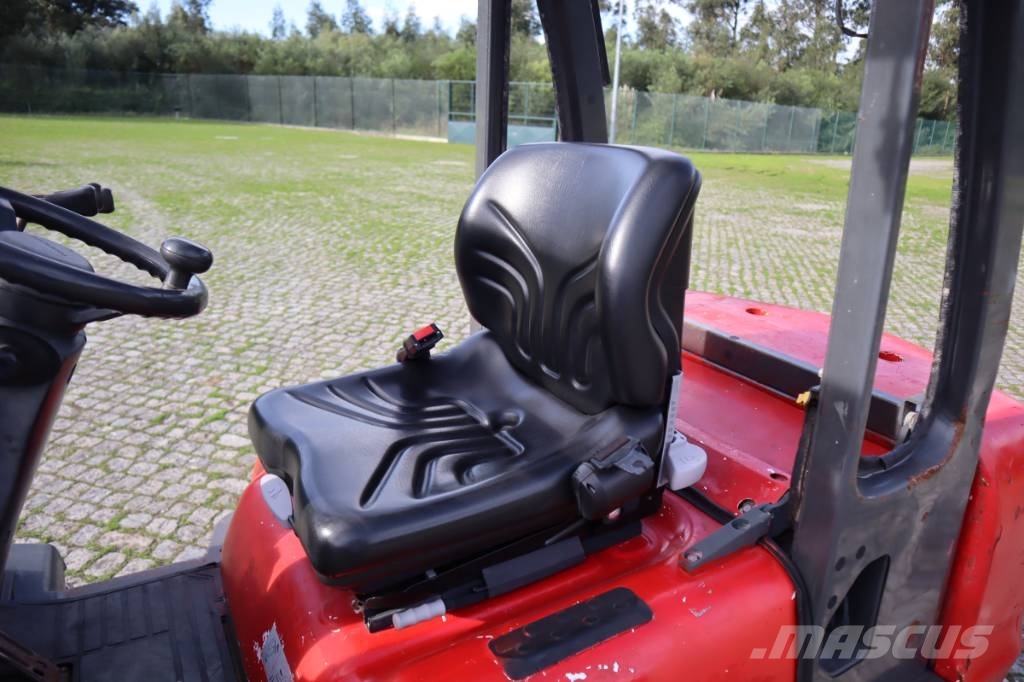 Nissan Y1D2A25Q 2500 kg Dieselové vozíky