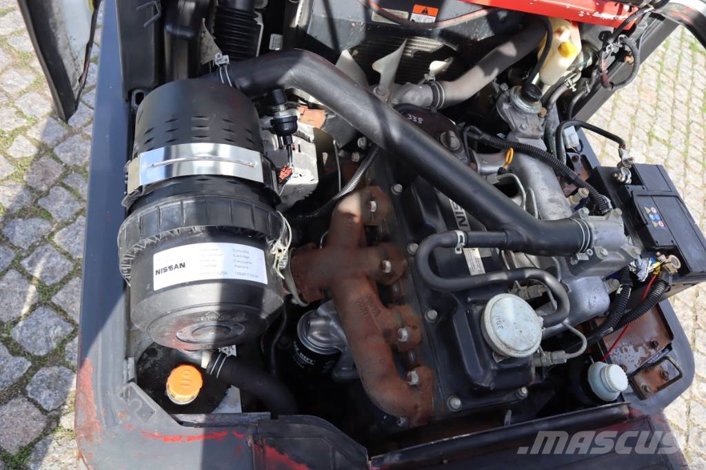 Nissan Y1D2A25Q 2500 kg Dieselové vozíky