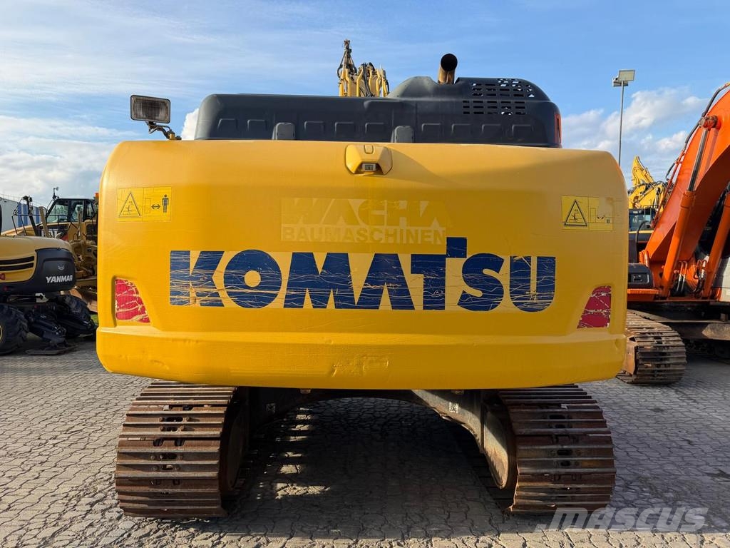 Komatsu PC 210-11 . Excavatoare pe șenile