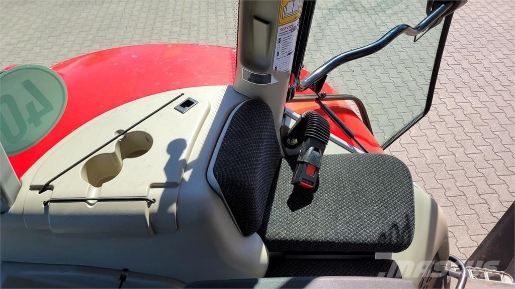 Massey Ferguson 7S.180 Dyna-6 EFFICIENT Traktorit