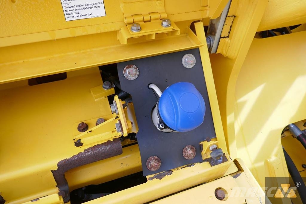 Komatsu PC490LC-11 Εκσκαφείς με ερπύστριες