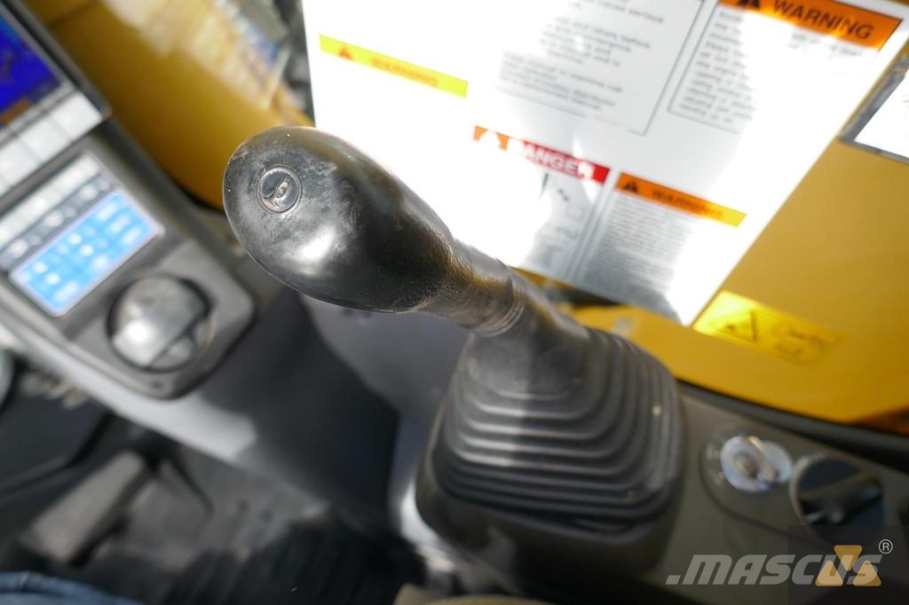 Komatsu PC490LC-11 Εκσκαφείς με ερπύστριες