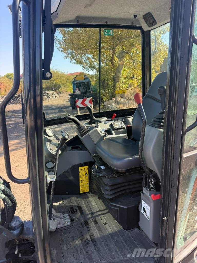 Bobcat E 27 Minibagger < 7t