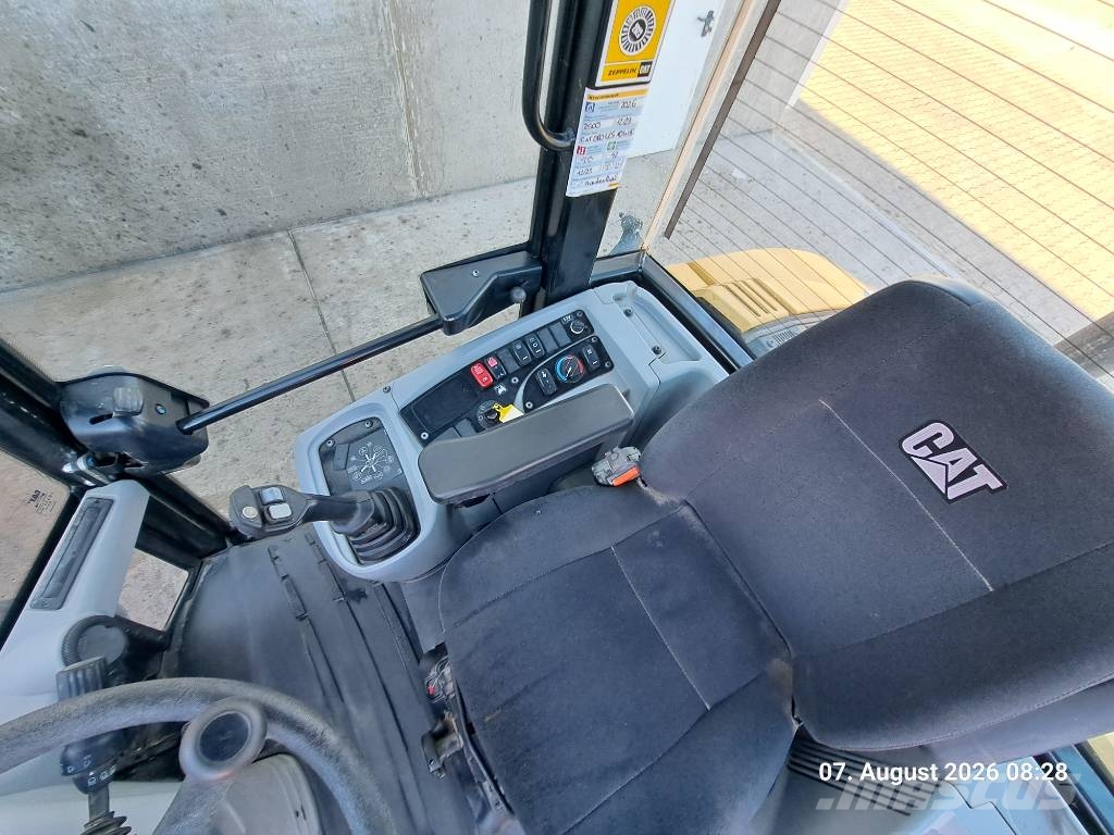 CAT 907 M | PG + LS Pyöräkuormaajat