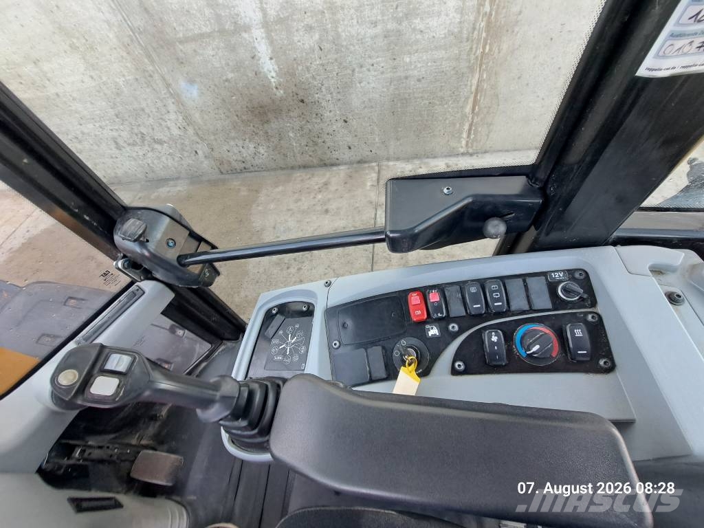 CAT 907 M | PG + LS Pyöräkuormaajat