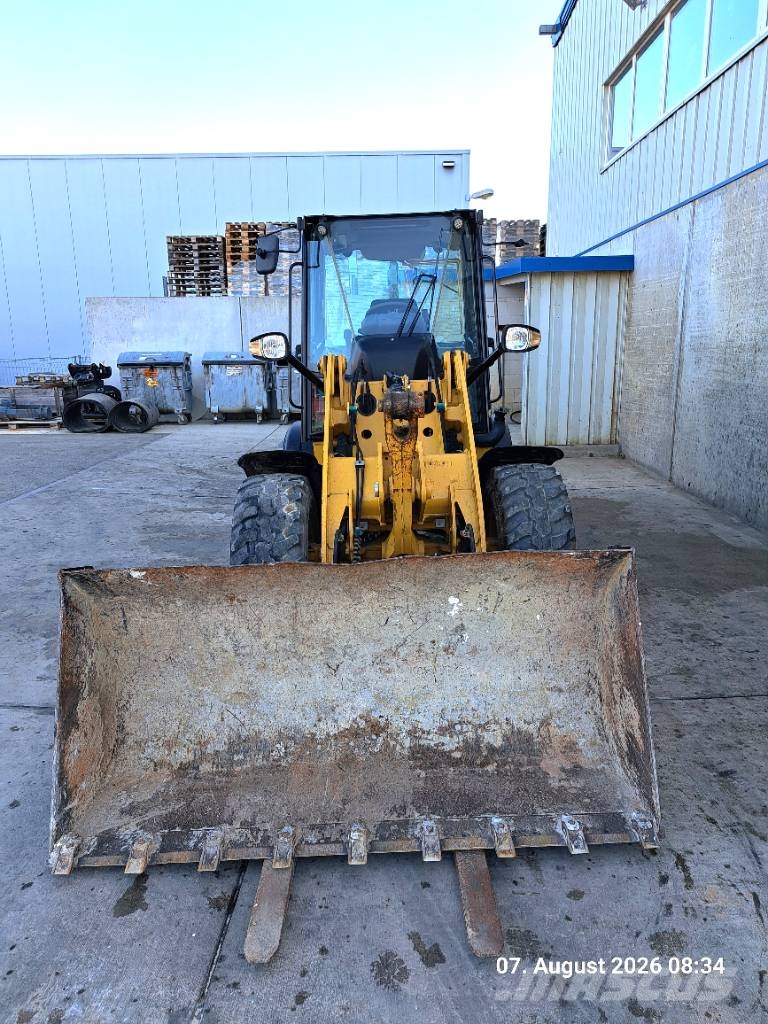 CAT 907 M | PG + LS Pyöräkuormaajat